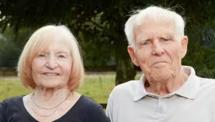 Ευθανασία: Ζευγάρι Βρετανών Αποφάσισε Να Πεθάνει Μαζί