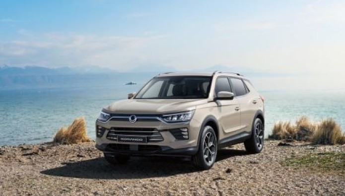 Η Νικ. Ι. Θεοχαράκης Α.Ε. φέρνει τα αυτοκίνητα της KGM