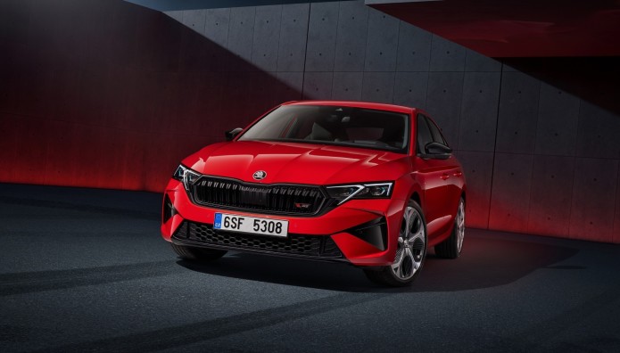 Skoda Octavia: Όλα όσα πρέπει να γνωρίζετε για το ανανεωμένο μοντέλο 