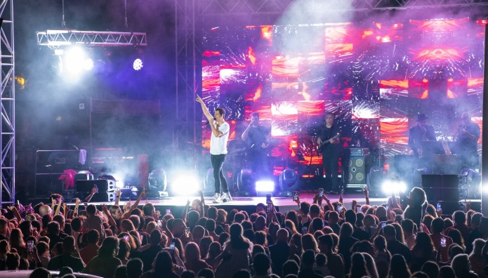 Ο Σάκης Ρουβάς και το νέο VW Golf 