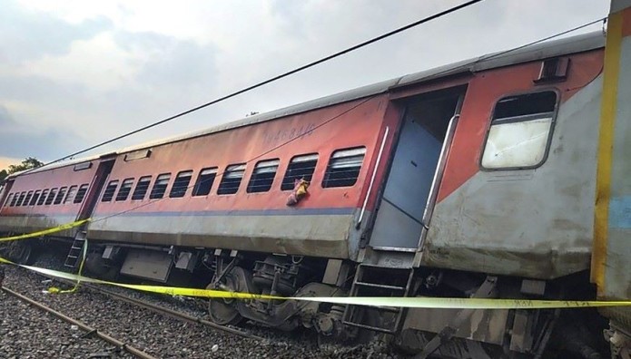 εκτροχιασμός τρένου