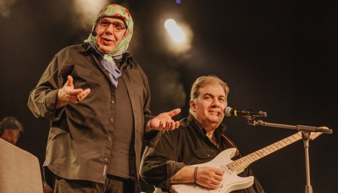 Oι «Άγαμοι Θύται» και ο Ιεροκλής Μιχαηλίδης στο VOX