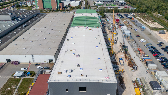 BMW: Η μεγάλη επένδυση στις ηλεκτρικές μπαταρίες