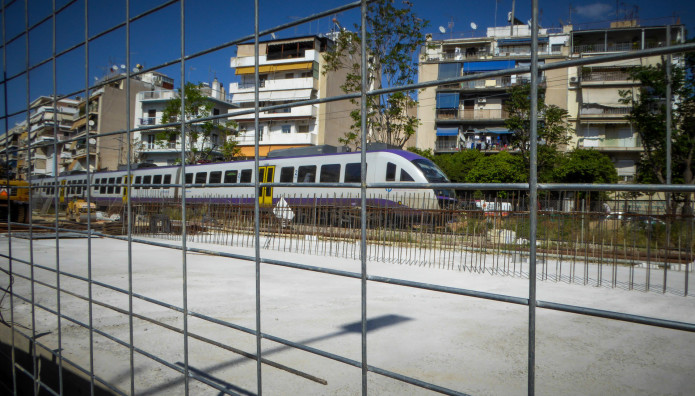 Σεπόλια: Γυναίκα Παρσύρθηκε Από Συρμό Του Προαστιακού