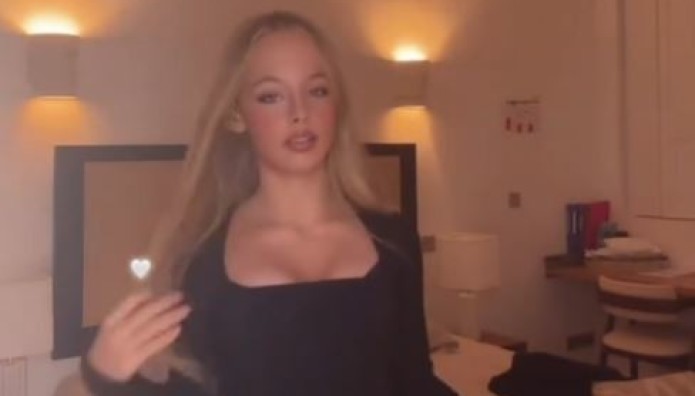 Σάλος Με Δημοσίευμα Για Την 13χρονη Κόρη Του Νικολά Σαρκοζί