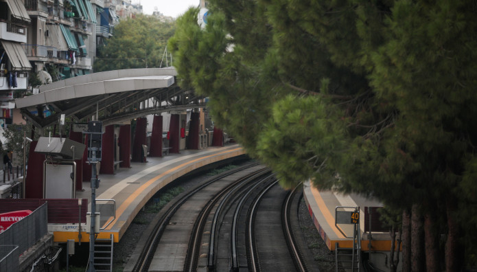 Άνω Πατήσια: Άτομο Έπεσε Στις Γραμμές Ηλεκτρικού
