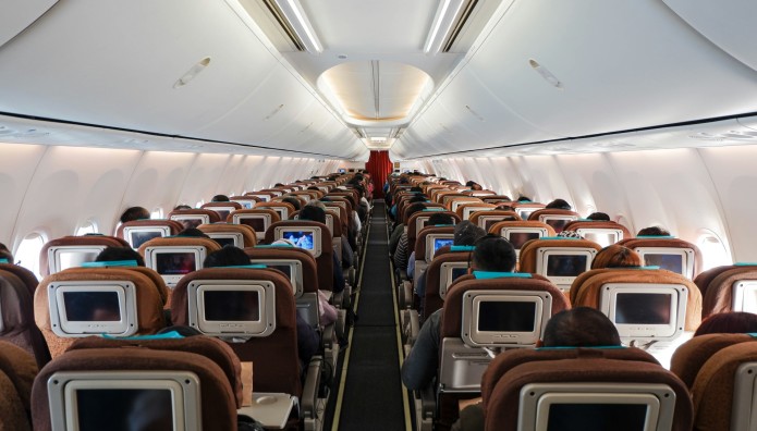 Βρετανία: Ισχυροί Άνεμοι Προκαλούν Προβλήματα Στις Πτήσεις