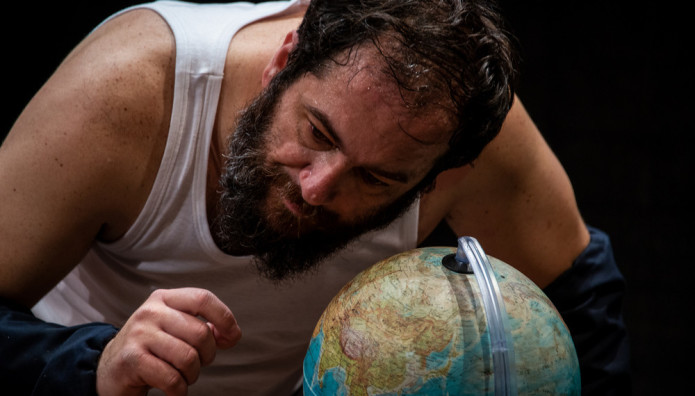 To Hμερολόγιο ενός τρελού Στο Θέατρο  Εν Αθήναις