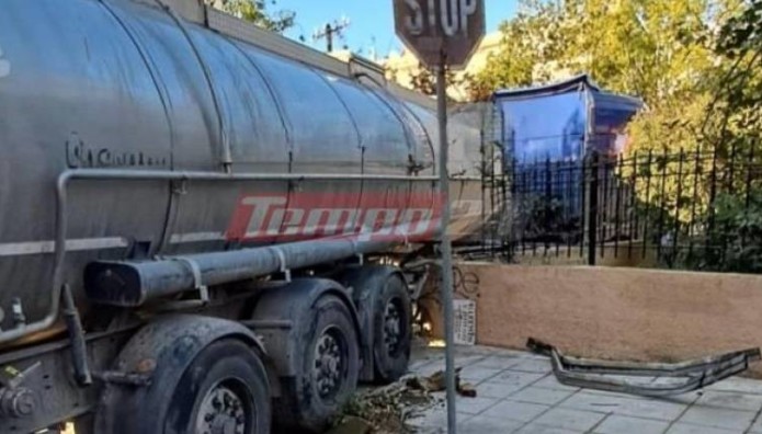 Πάτρα: Βυτιοφόρο Έπεσε Σε Μάντρα Σπιτιού