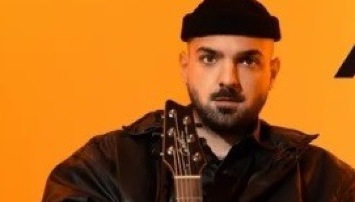 O APON στην Ακτή Πειραιώς