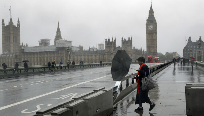 Βρετανία: Σε Εξέλιξη Η Κακοκαιρία Του Αιώνα