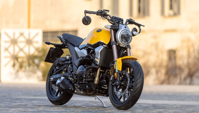 UM Motorcycles: Δίνει δέκα χρόνια εργοστασιακή εγγύηση