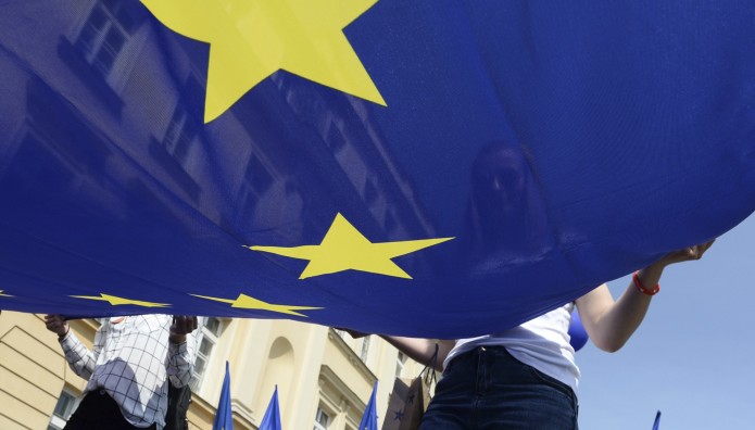 ΕΥΡΩΠΑΪΚΉ ΈΝΩΣΗ - ΝΕΟΙ - ΑΚΡΙΒΕΙΑ