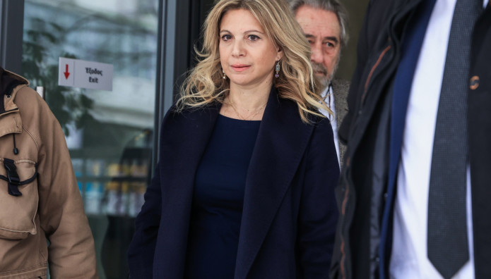 Απάντηση Μαρίας Καρυστιανού Σε Νικήτα Κακλαμάνη