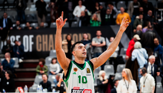 Απαντούν Σε Σλούκα - Ναν Οι Αγγελόπουλοι