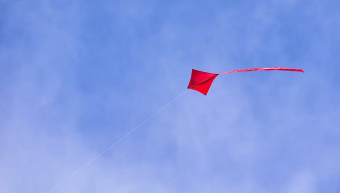 Οδηγίες ΑΔΜΗΕ για το ασφαλές πέταγμα των χαρταετών