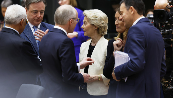 Κόντρα Γαλλίας – Γερμανίας Για Την Αγάπη Του Ερντογάν