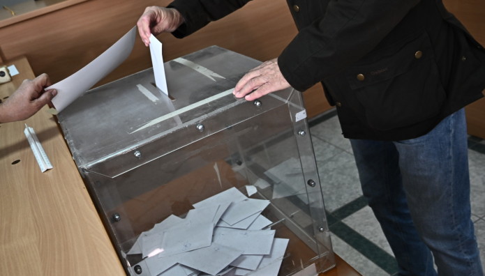 Δημοσκόπηση Interview: Δεύτερη Η Πλεύση Ελευθερίας