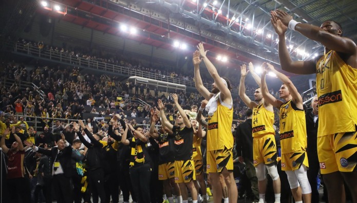 ΑΕΚ: Νίκησε Με 76-69 Τη Ναντέρ Κι Έκανε Το 1-0