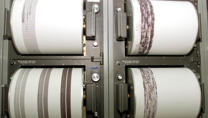 Σεισμός μεταξύ Σαντορίνης Και Ανάφης