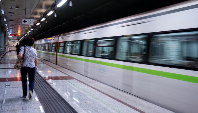 Μετρό: Ακινητοποίηση Συρμού Στο Μέγαρο Μουσικής