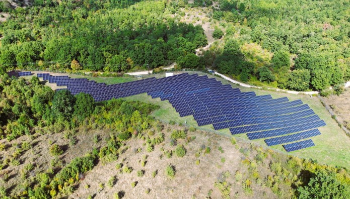 MORE & ΔΕΗ Ανανεώσιμες:8 Φωτοβολταϊκοί Σταθμοί Στη Μακεδονία