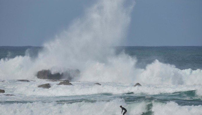Αυστραλία: Έξι Άνθρωποι Πνίγηκαν Από Γιγαντιαία Κύματα