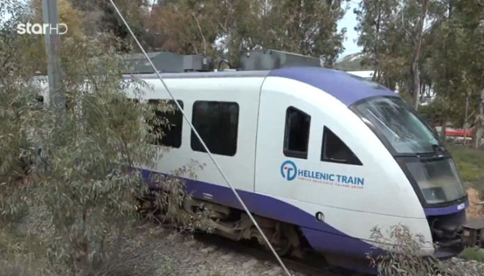 Χαλκίδα: Σύγκρουση Φορτηγού Με Συρμό του Προαστιακού