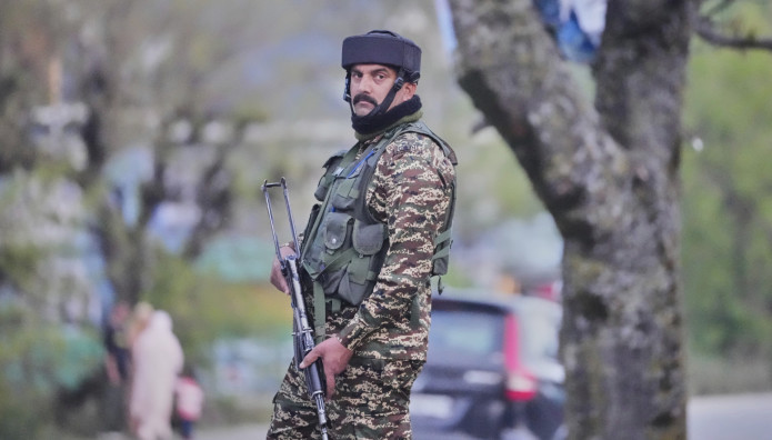 Κασμίρ: Αιματηρή Επίθεση Ενόπλων Σε Ομάδα Tουριστών