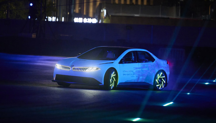 BMW Vision Driving Experience: Είναι... πύραυλος