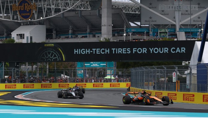 Pirelli: Διπλό στο Μαϊάμι για την McLaren