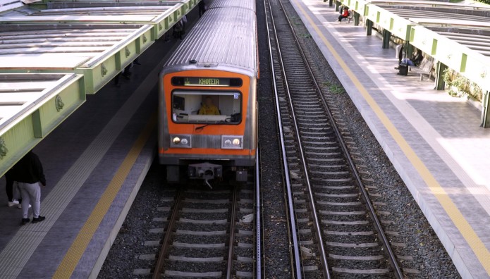 ΗΣΑΠ: Επιβάτης Περπατούσαν Στις Γραμμές Του Τρένου