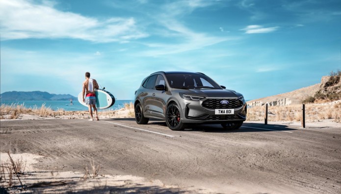 Ford Kuga: Με νέο αποκλειστικό πακέτο Black Package
