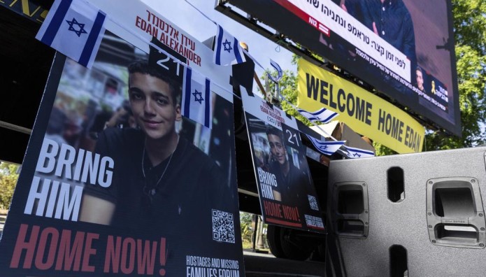 Ένταν Αλεξάντερ αφίσα