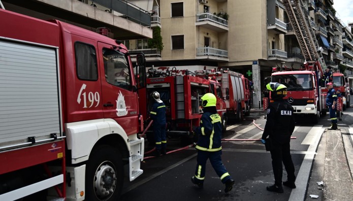 Φωτιά Τώρα Σε Διαμέρισμα Στην Κυψέλη
