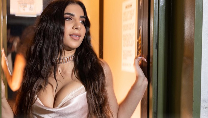 Άσπα: Με Party Διάθεση Το Video Clip Του Νέου Ηit Της