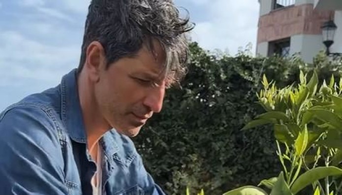 Σάκης Ρουβάς