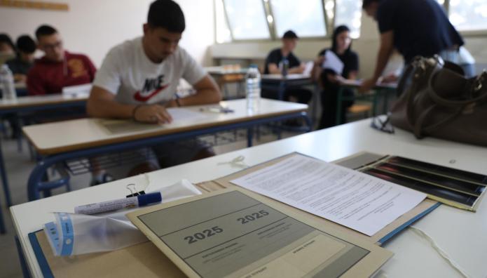 Πανελλήνιες: Αρχαία, Μαθηματικά, Βιολογία Σήμερα