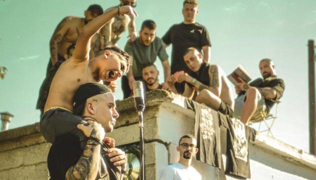 Bloody Hawk: Νούμερο 6 στον κόσμο ο πολύπλευρος και επιδραστικός ράπερ