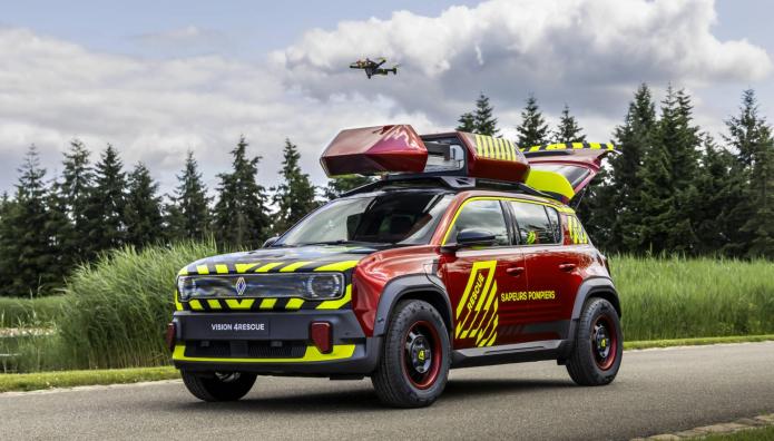 Renault 4 E-Tech electric: Τώρα και με drone