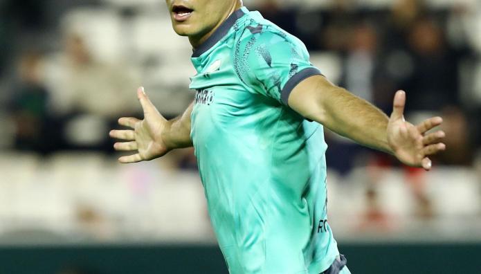 Φαβορί Η ΑΕΚ Για Τον Τριαντάφυλλο Τσάπρα