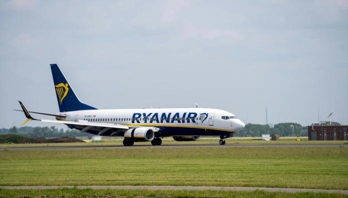 Ryanair: Πρόστιμα 586 Ευρώ Σε Αυτούς Τους Επιβάτες