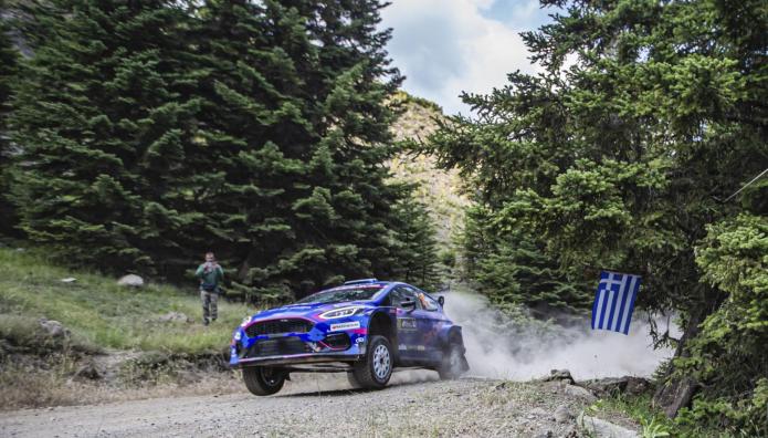 Ράλλυ Ακρόπολις: Το πλήρωμα του Ford Car Center αντιμέτωπο με την ατυχία