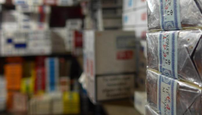 Με Ταυτότητα Η Αγορά Τσιγάρων Αλκοόλ Από Ανήλικους