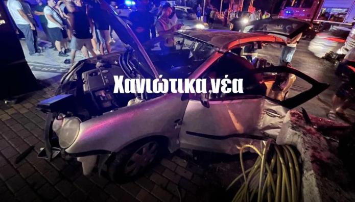 Τροχαίο στα Χανιά: Στη ΜΕΘ 23χρονη επιβάτης - Σμπαράλια το ΙΧ