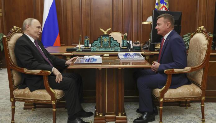 Ρωσία: Αυτοκτόνησε Υπουργός Μεταφορών Μετά Την Αποπομπή Του