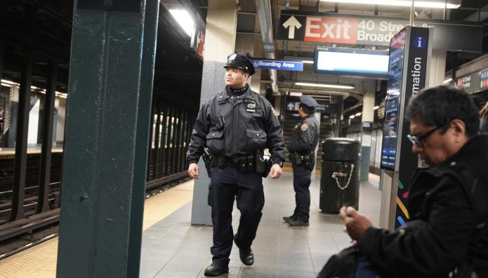 Νέα Υόρκη: Άνδρας Απαγάγει 6χρονο Μπροστά Στους Γονείς Του