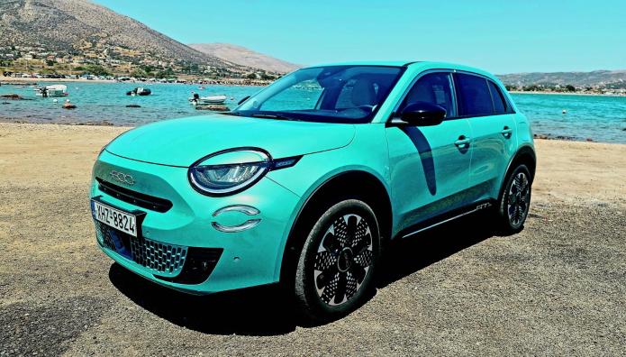 Test drive: Δοκιμάζουμε το νέο FIAT 600 1,2  Hybrid DCT 110 ίπποι