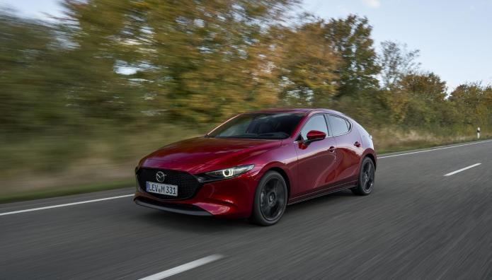 Το ανανεωμένο Mazda3 με προηγμένο κινητήρα