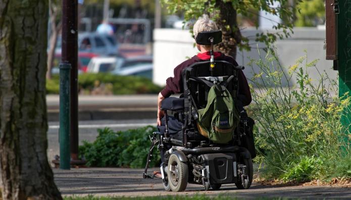 Προσβασιμότητα κατ’ οίκον: Οι δικαιούχοι, οι επιλέξιμες δαπάνες & τα ποσά